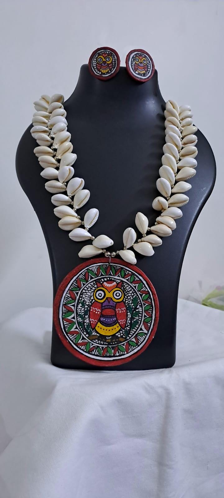 Handpainted fabric jewellery set with matching earrings