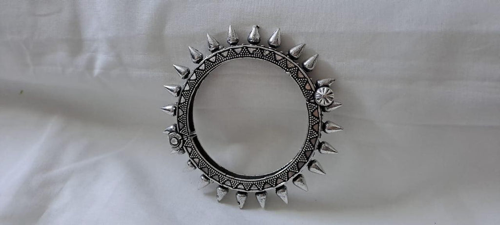 Silver oxidised bracelet/kada