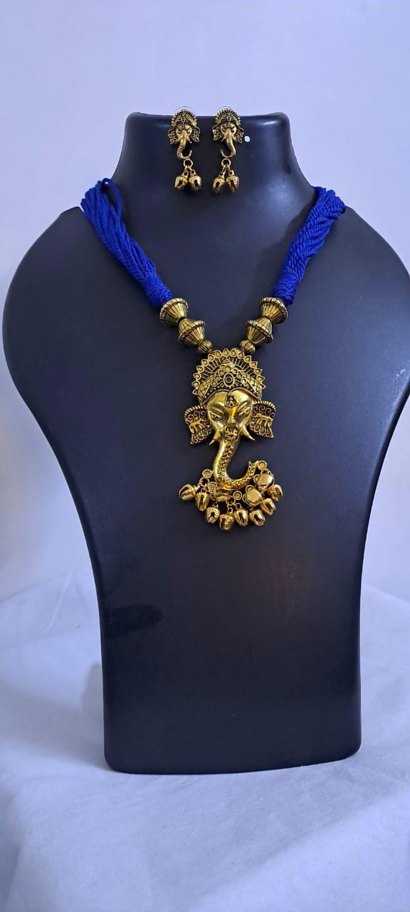 Blue thread necklace with Golden oxidised traditional pendant
