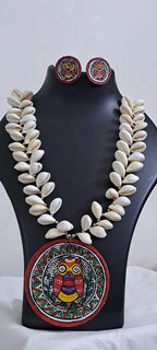 Handpainted fabric jewellery set with matching earrings