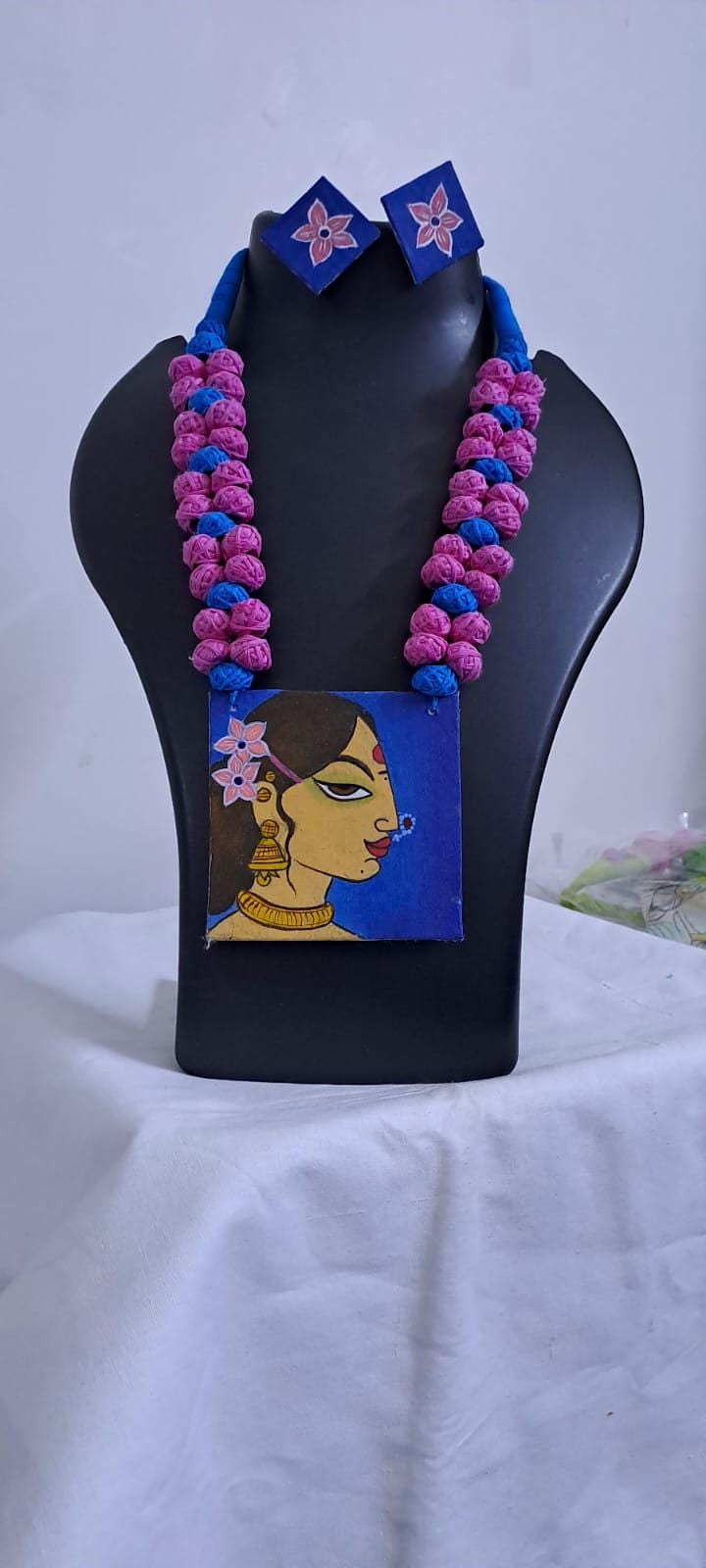 Handpainted fabric jewellery set with matching earrings