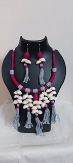 Exclusive pink n grey hasuli thread necklace set with shell fringes n matching earrings