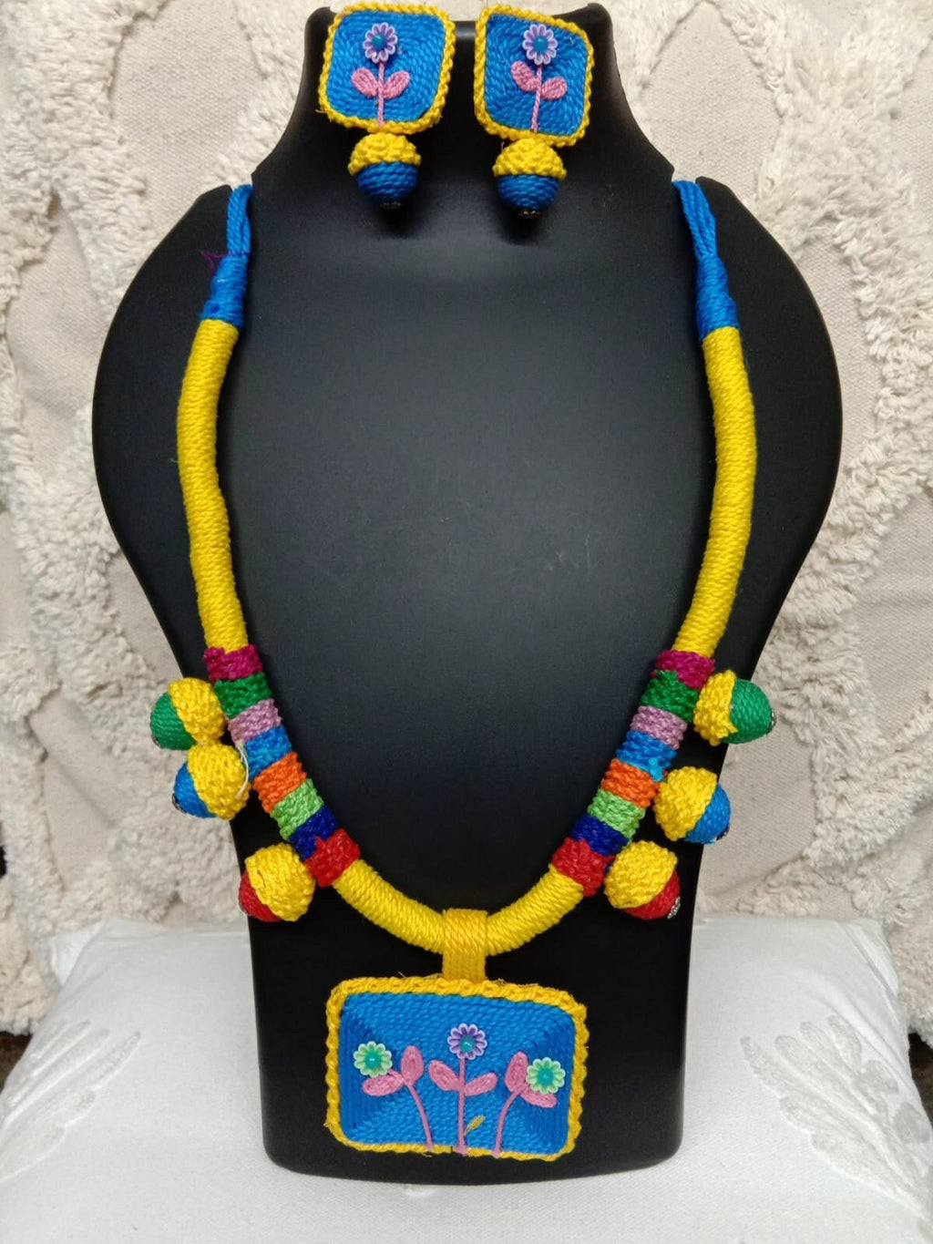 Handmade thread jewellery for summers