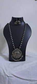 Exclusive light weight silver oxidised set.