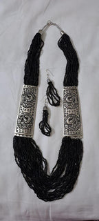 Exclusive silver oxidised set with layers of black seed beads n matching earrings