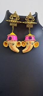 Paper quilling Ganesha earrings