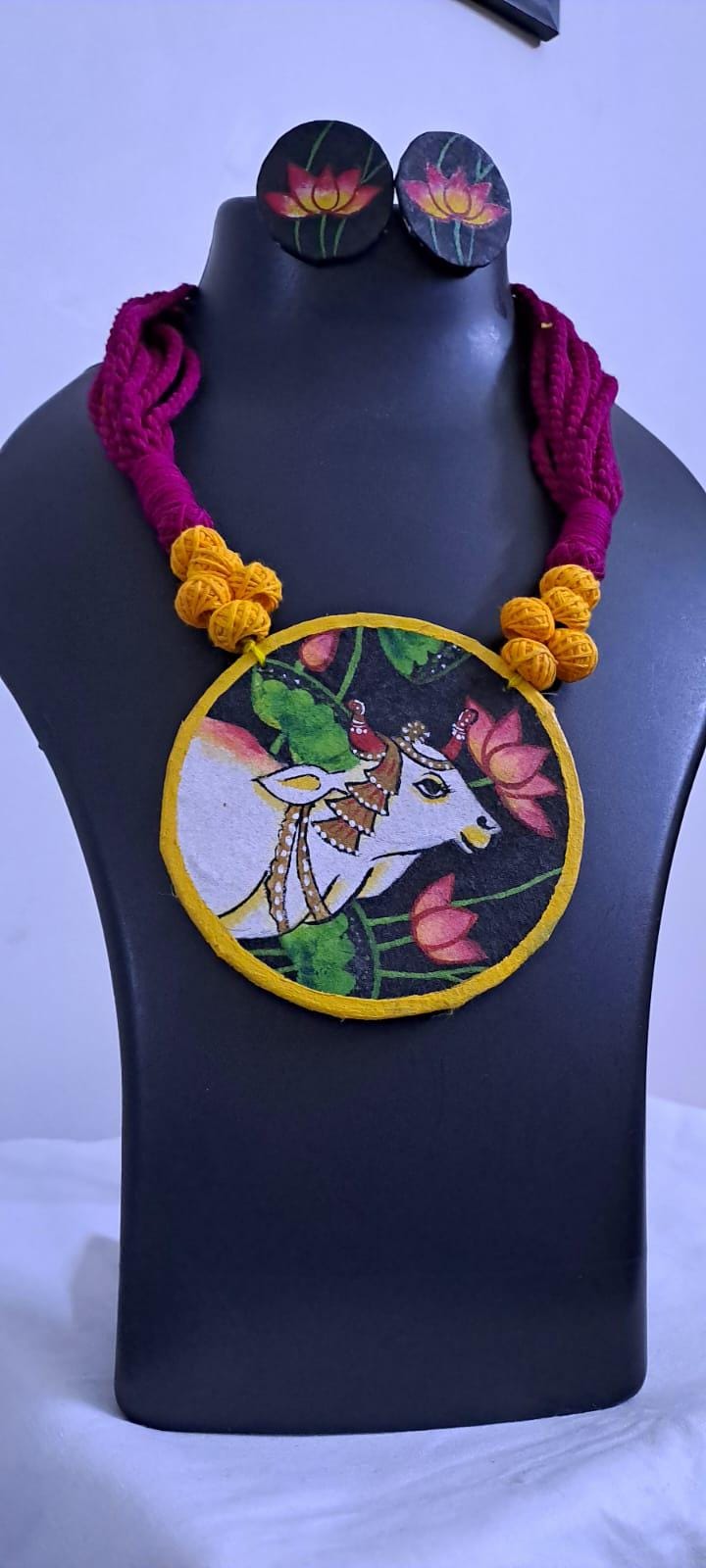 Handpainted fabric jewellery set with matching earrings