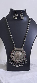 Exclusive light weight silver oxidised set.